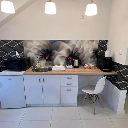 Azyl Λέγκνικα