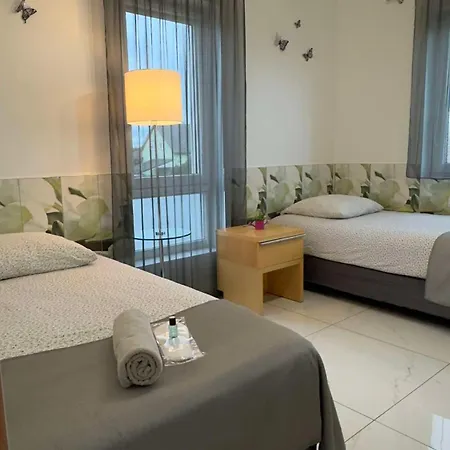 Azyl Λέγκνικα