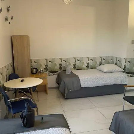 Azyl * Λέγκνικα