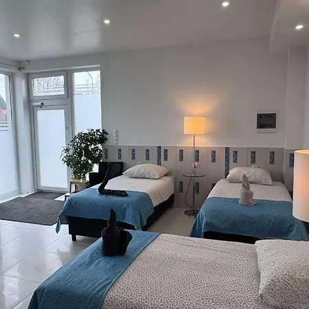 Azyl Ξενοδοχείο