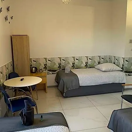 Azyl Hotel Legnica