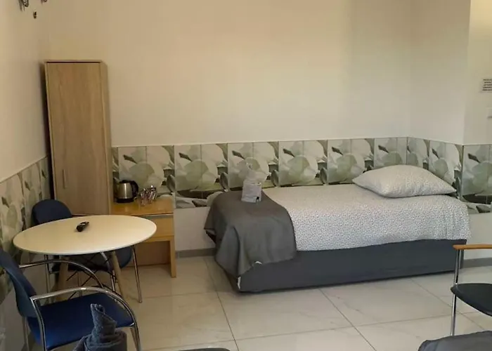 Azyl * レグニツァ